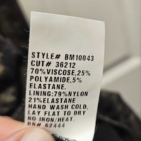 Artelier- Nicole Miller Dress - Picture 5 of 10